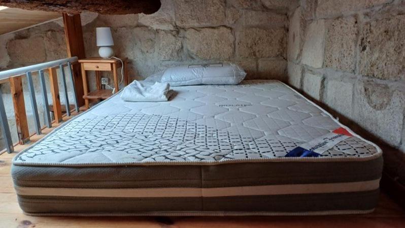 Appartement Chaleureux Dans Une Maison En Pierre Mireval Exteriér fotografie
